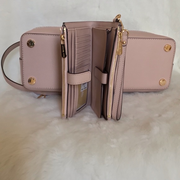 Michael Kors (3pcs) Savannah LG satchel - Picture 6 of 8